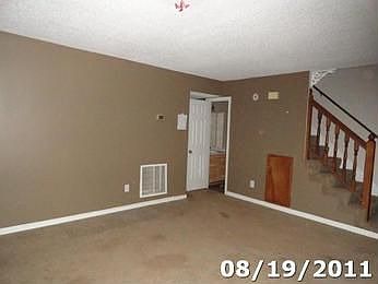 4th image of 2155 Cheshire Dr