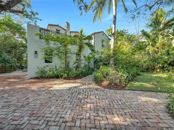 1720 Espanola Dr, Miami, FL 33133