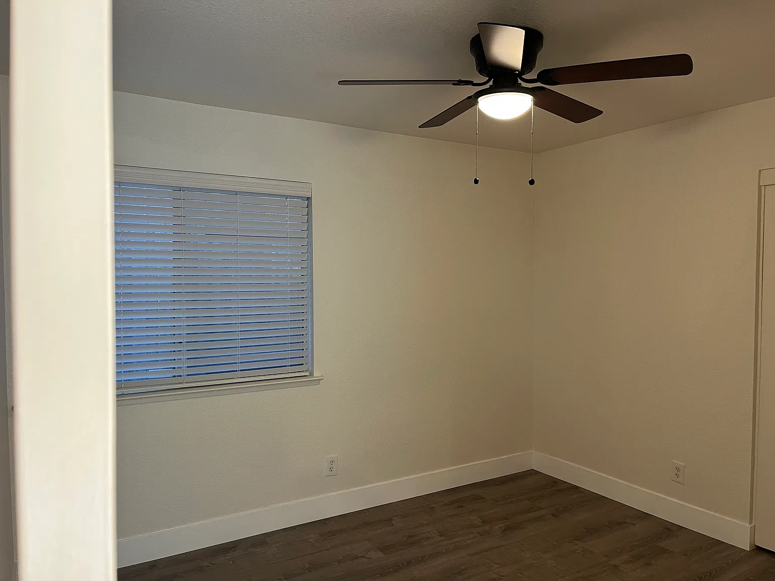 3 bed, 1381 sqft, $2,450 — Photo 4