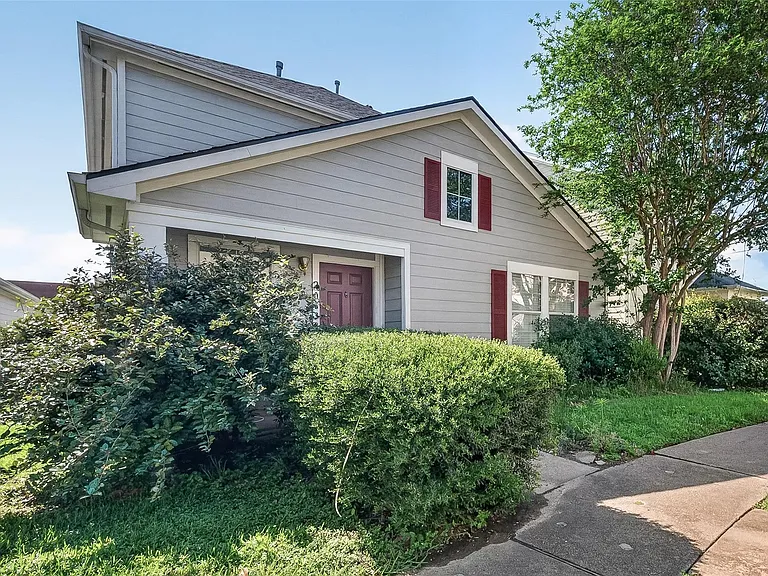 20638 Patriot Park Ln — Photo 2