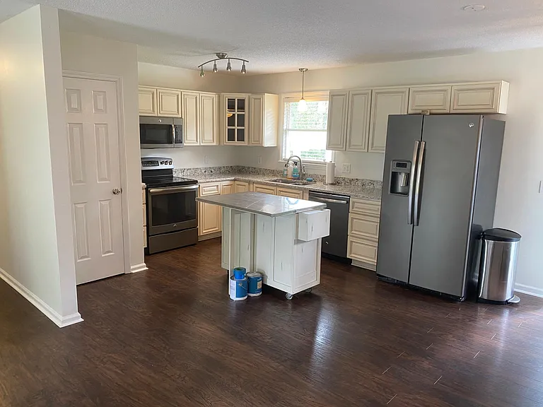 1704 Canady Rd — Photo 4