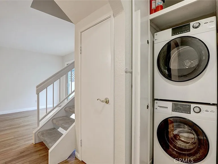 26191 Sanz #D — Photo 26
