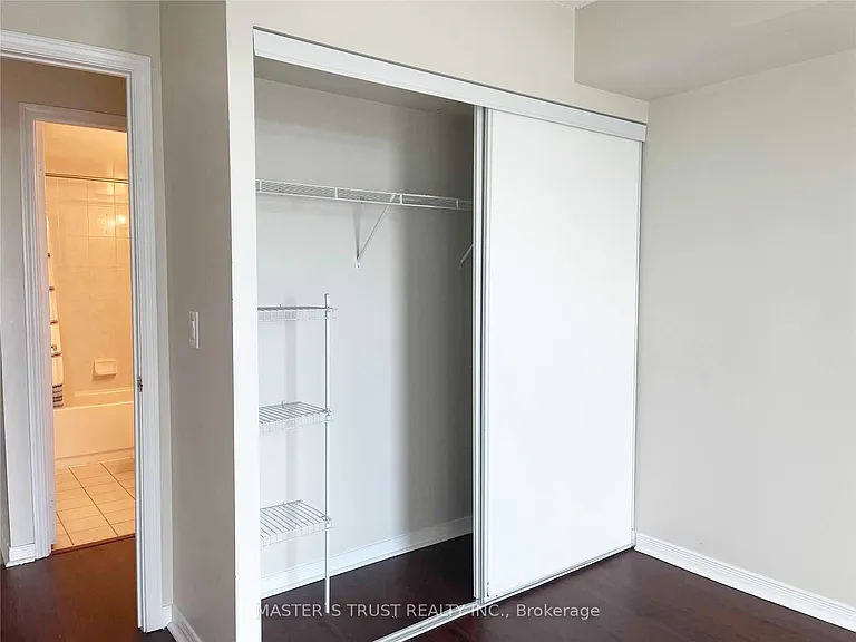 5508 Yonge St #2603 — Photo 5