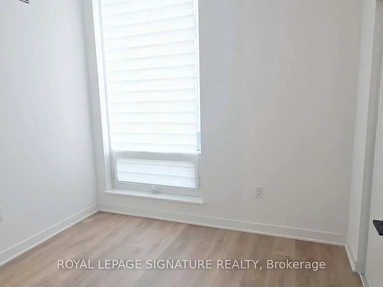 1185 Dupont St #904 — Photo 11