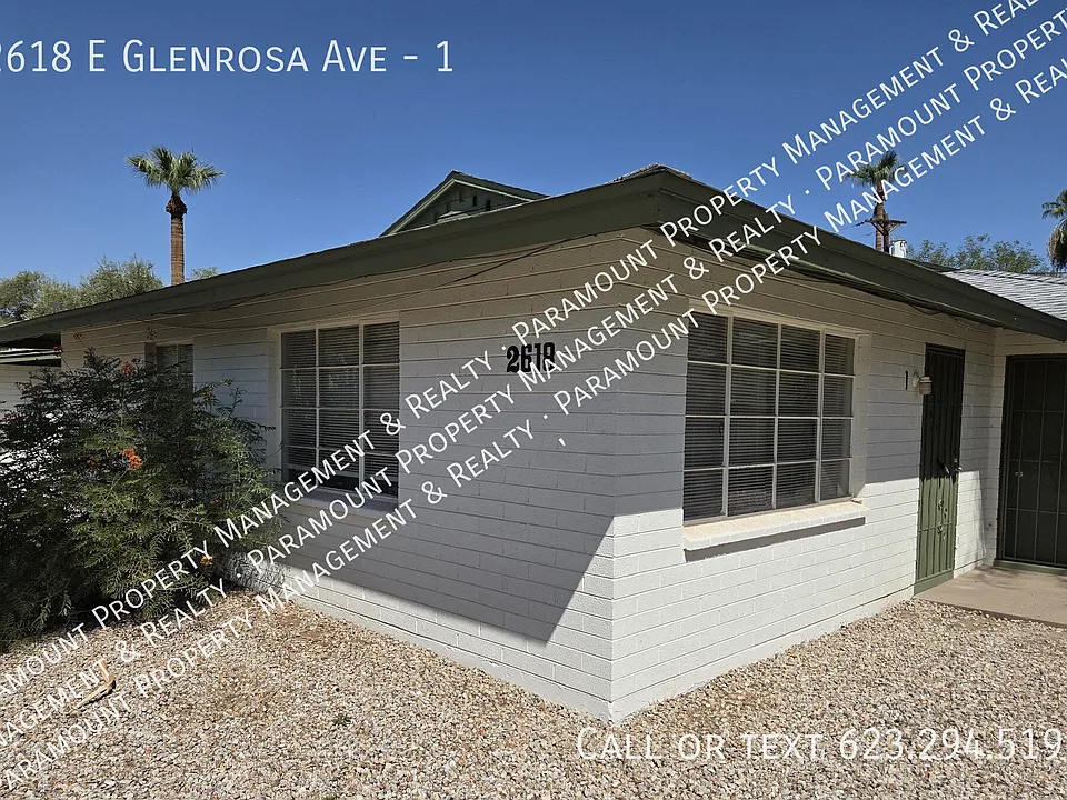 2618 E Glenrosa Ave #1