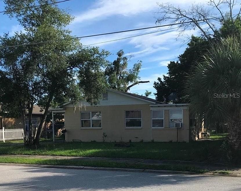 1st image of 870 CARVER STREET