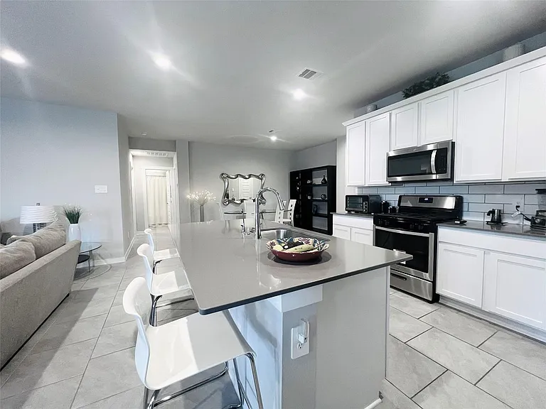 3315 Dagostino Creek Dr — Photo 8