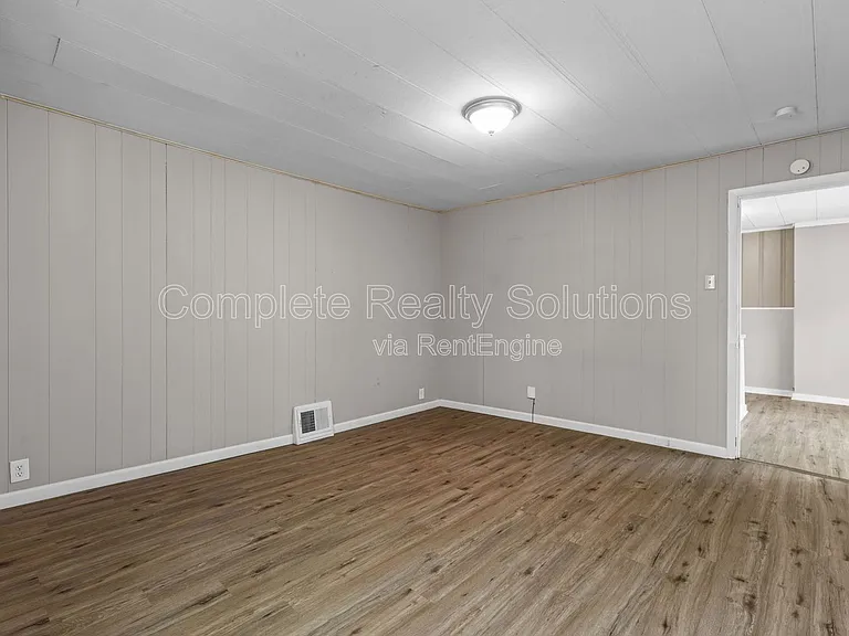 2724 Pasteur Ave — Photo 26