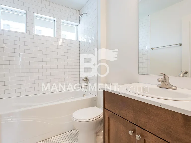 4038 NE Garfield Ave — Photo 11