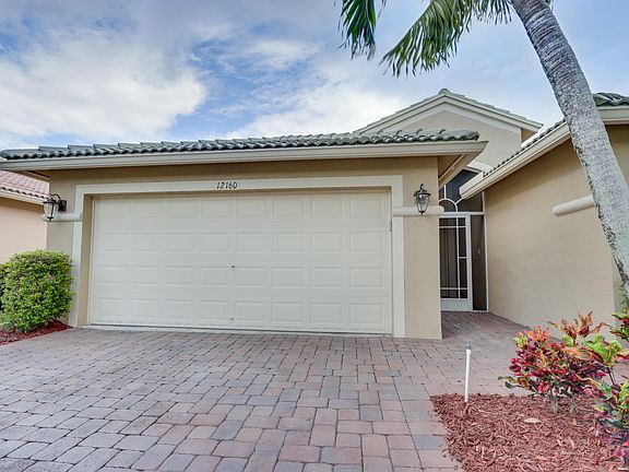 3rd image of 12160 La Vita Way