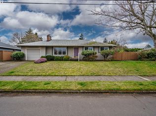 2002 SE 101st Ave, Portland, OR 97216