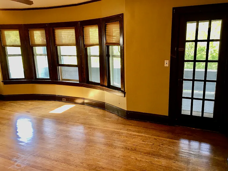 3102 Meadowbrook Blvd #2 — Photo 3