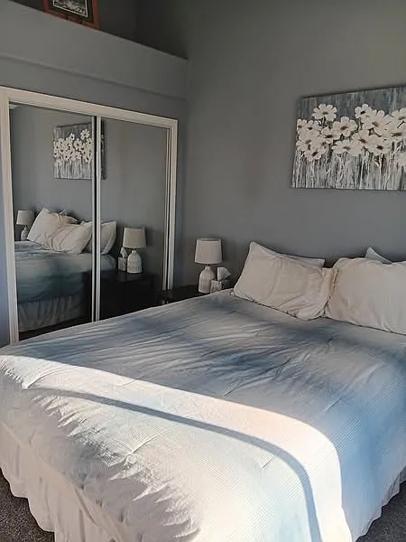 1 bed, 110 sqft, $700 — Photo 2