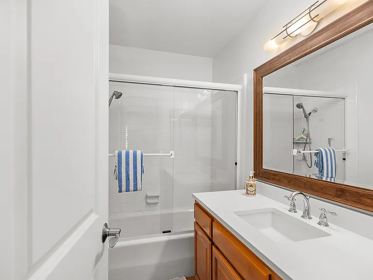 235 Avenida Lobiero #104 — Photo 23