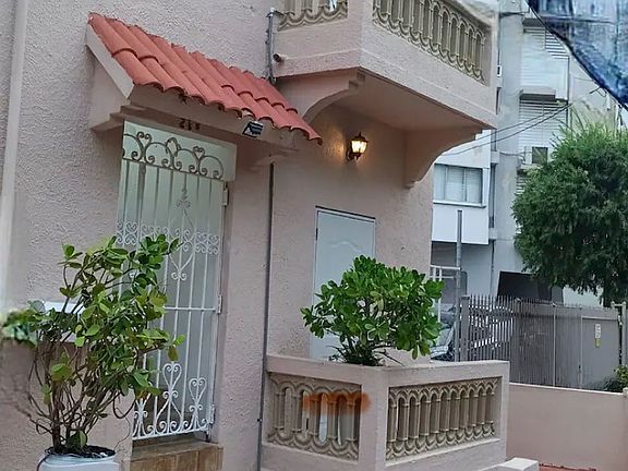 2nd image of 2 Calle Rosario #258