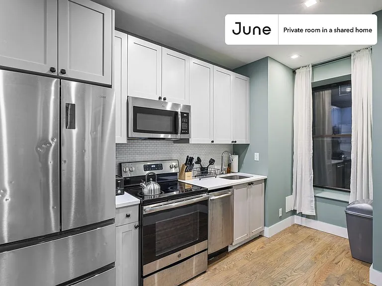 301 Saint Nicholas Ave #D — Photo 7