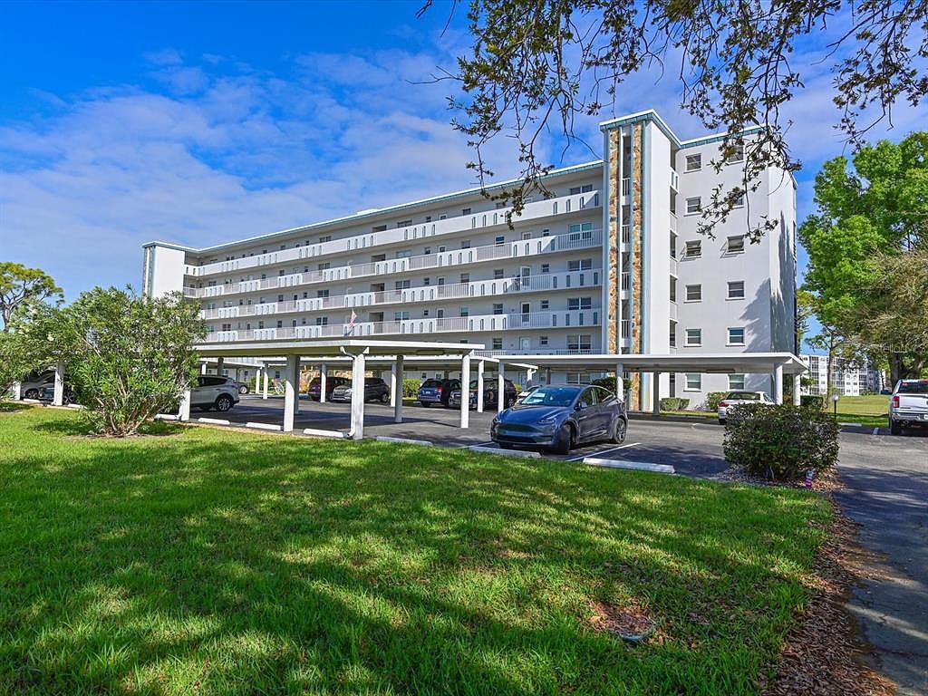 4240 Ironwood Cir APT 206A