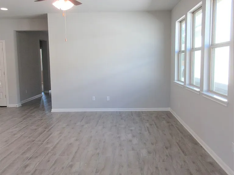 2224 Pecan Island Dr — Photo 4