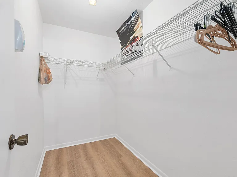 8479 NW 38th Dr — Photo 15