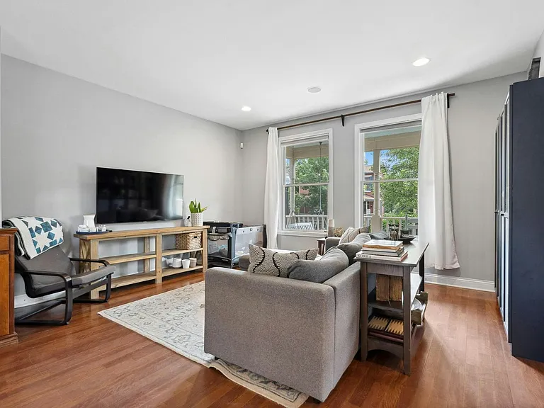 31 S Williams St — Photo 12