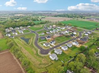 540 Buss Rd #37, Cottage Grove, WI 53527