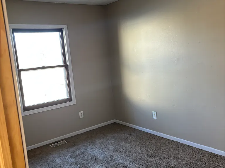 6205 W Eller Rd — Photo 8