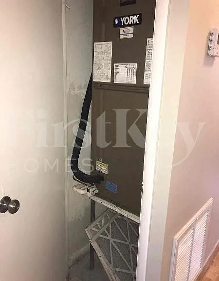 1211 N 74th Way — Photo 34