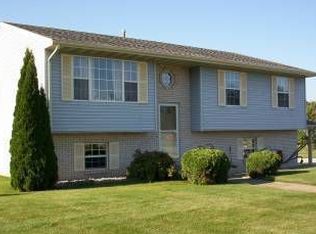 313 Van Buren St, Hebron, IN 46341