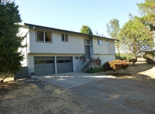 1436 Colonial Rd, Roseburg, OR 97471
