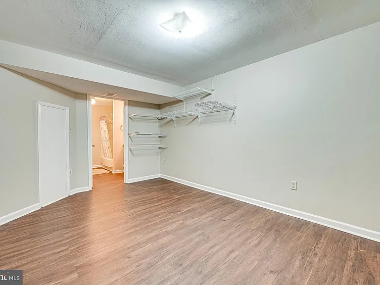 3381 Monarch Ln — Photo 50