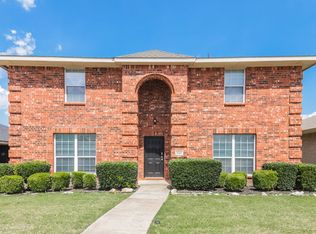 620 Duke Dr, Desoto, TX 75115