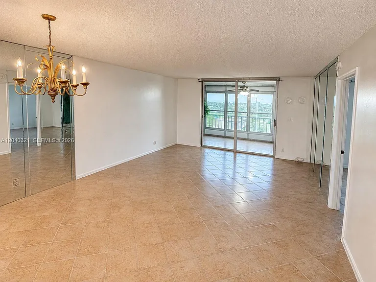 4550 NW 18th Ave #606 — Photo 21