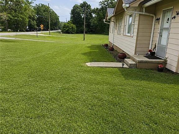 2nd image of 3601 Lott Rd