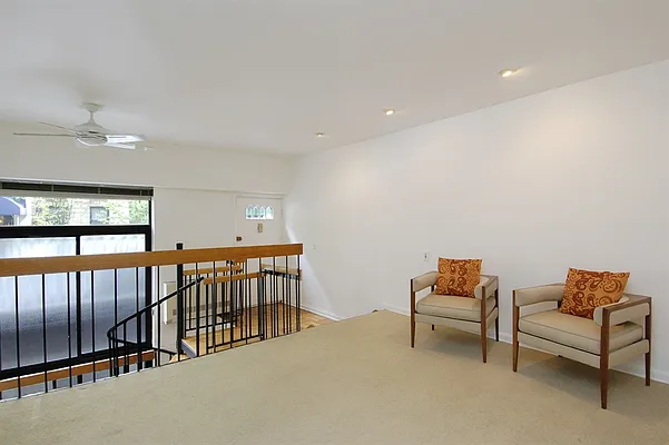 Sold by Citi Habitats | media 3