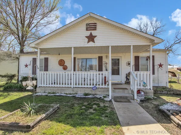 5698 W 3rd St, Tulsa, OK 74127