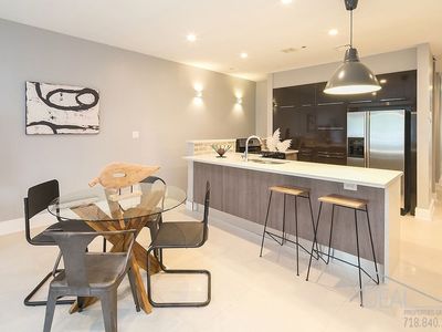 120 Hart St APT 1, Brooklyn, NY, 11206
