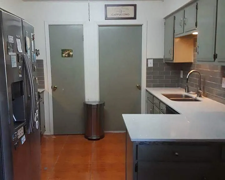 8003 Scotland Yard — Photo 3