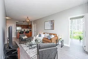 3504 Hurontario St #609 — Photo 13