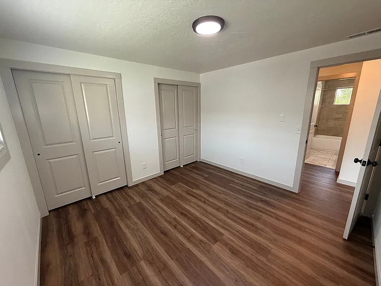323 East Wabash Avenue — Photo 26