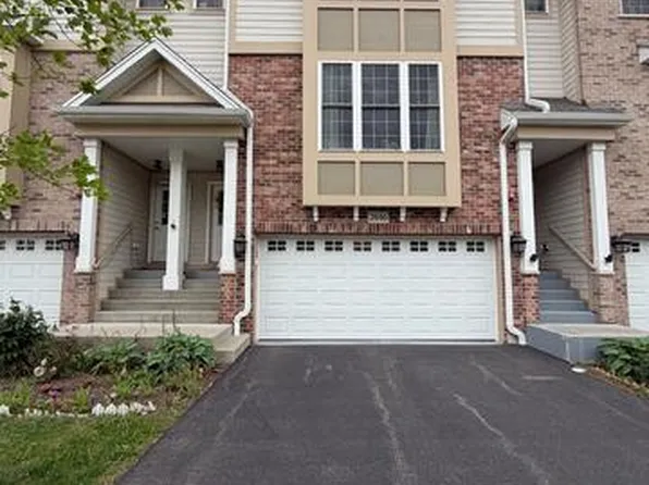 2616 Chelsey St, Buffalo Grove, IL 60089
