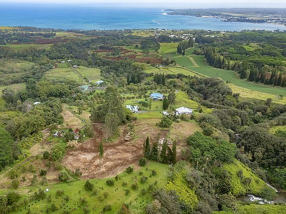 4th image of 1951 Kaiwiki Rd