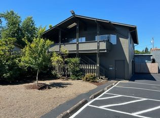131 1/2 S 7th St, Cottage Grove, OR 97424