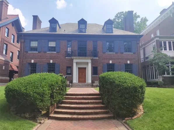 46 Kingsbury Pl, Saint Louis, MO 63112