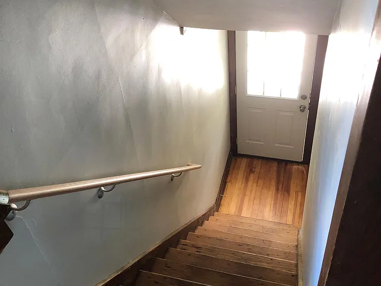 34 Gray Ave #2 — Photo 6