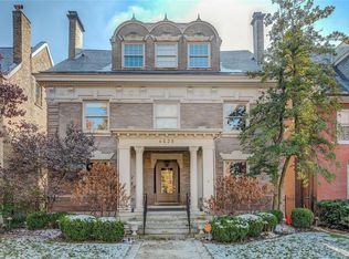 4638 Pershing Pl, Saint Louis, MO 63108