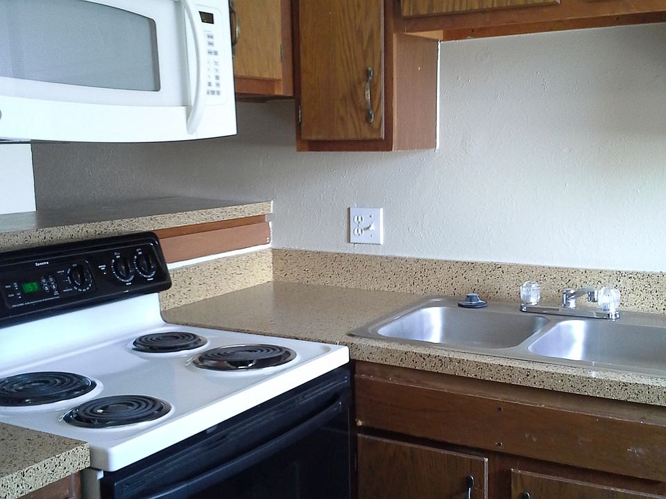 1st image of 1813 Westminster St APT 105