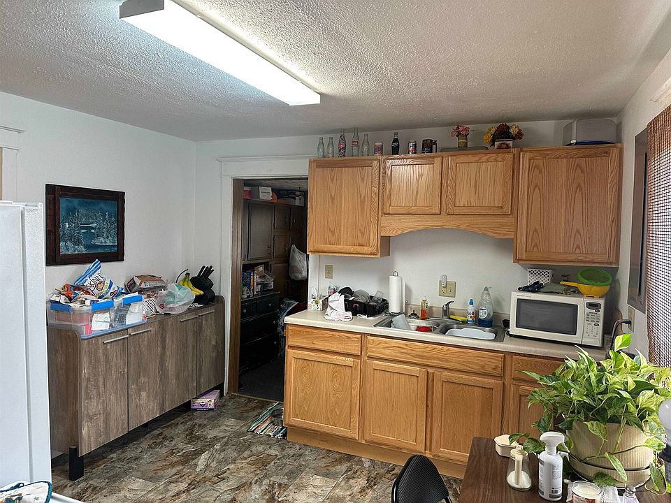 2nd image of 1008 N 7th St