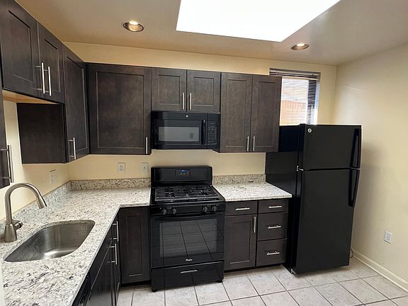 2nd image of 351 Kambach St Floor 2