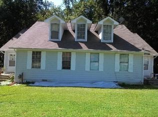 225 Handley Ct, Tyrone, GA 30290