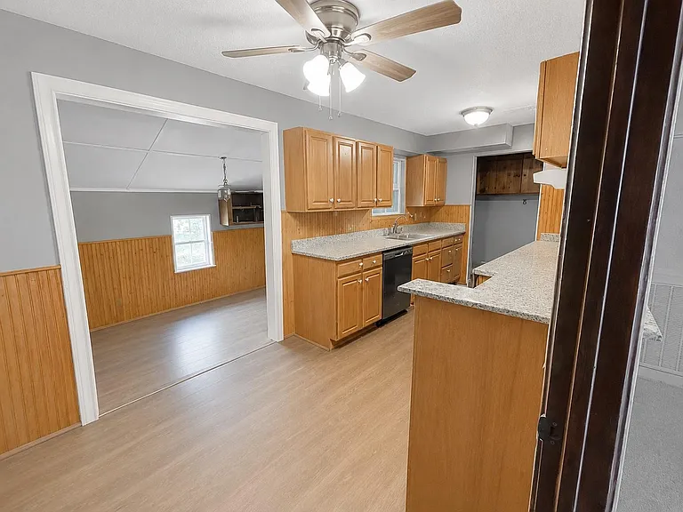 227 Live Oak Ln — Photo 19